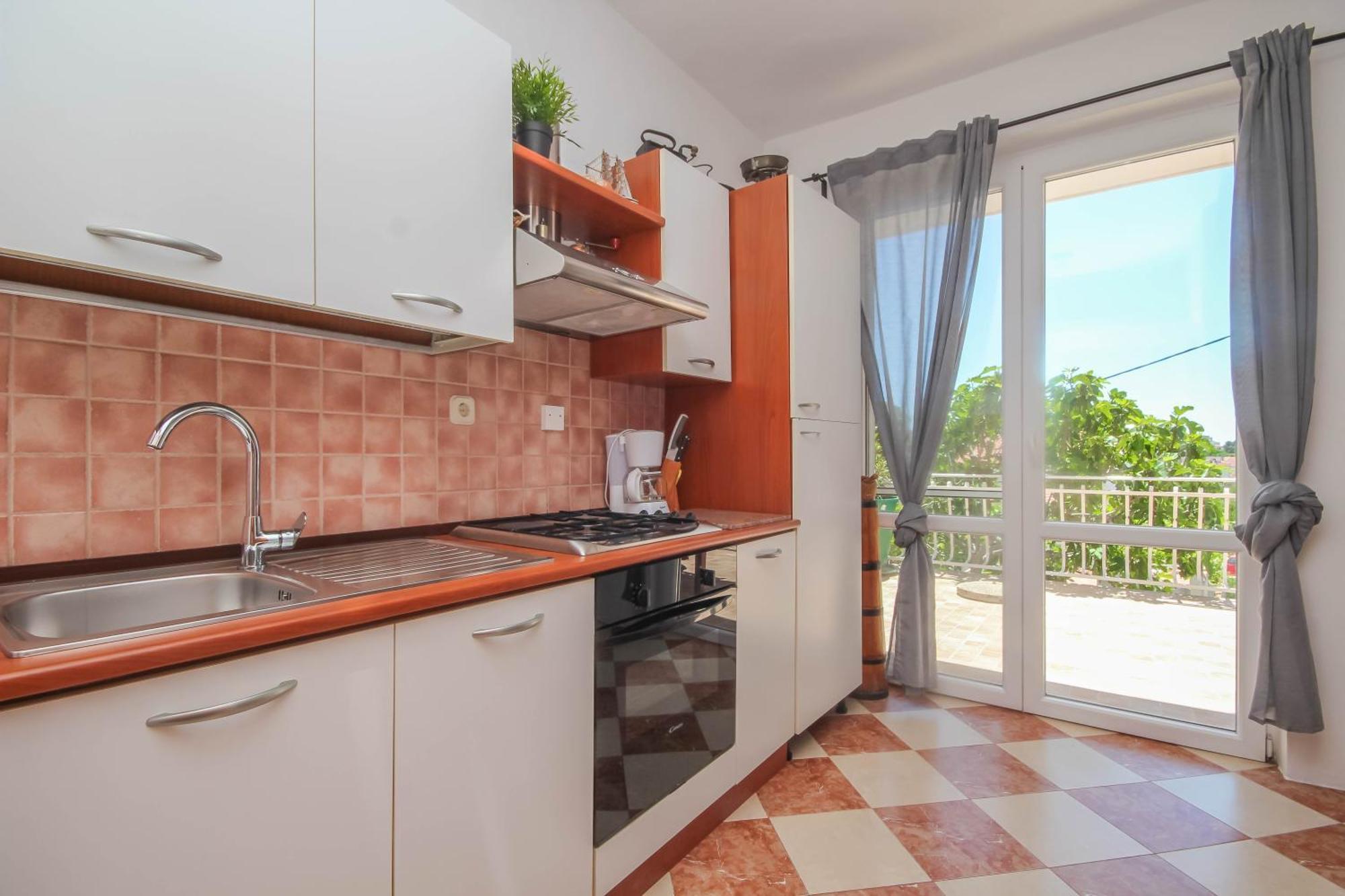 Lola'S Apartments Tribalj الغرفة الصورة