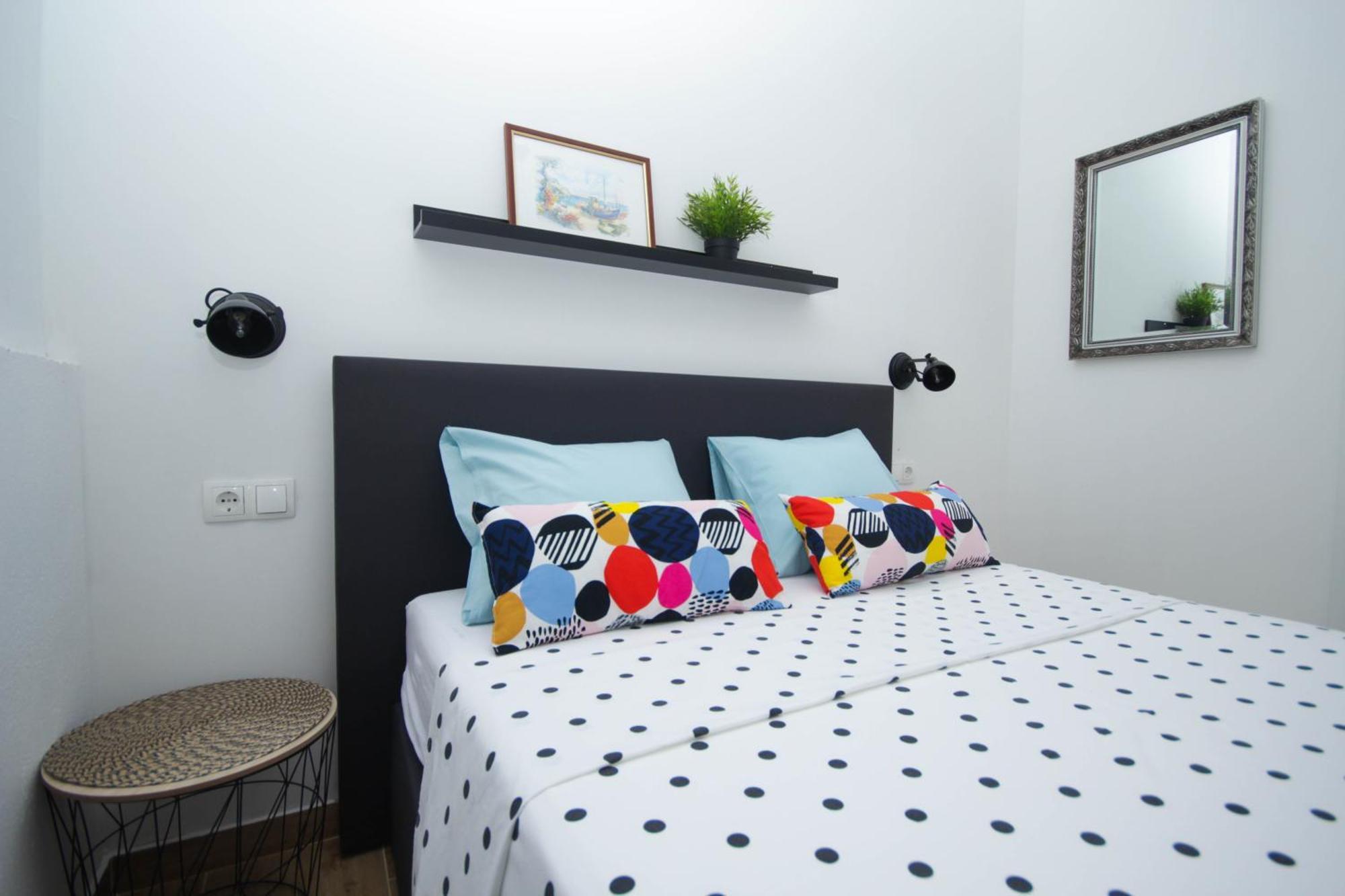 Lola'S Apartments Tribalj المظهر الخارجي الصورة