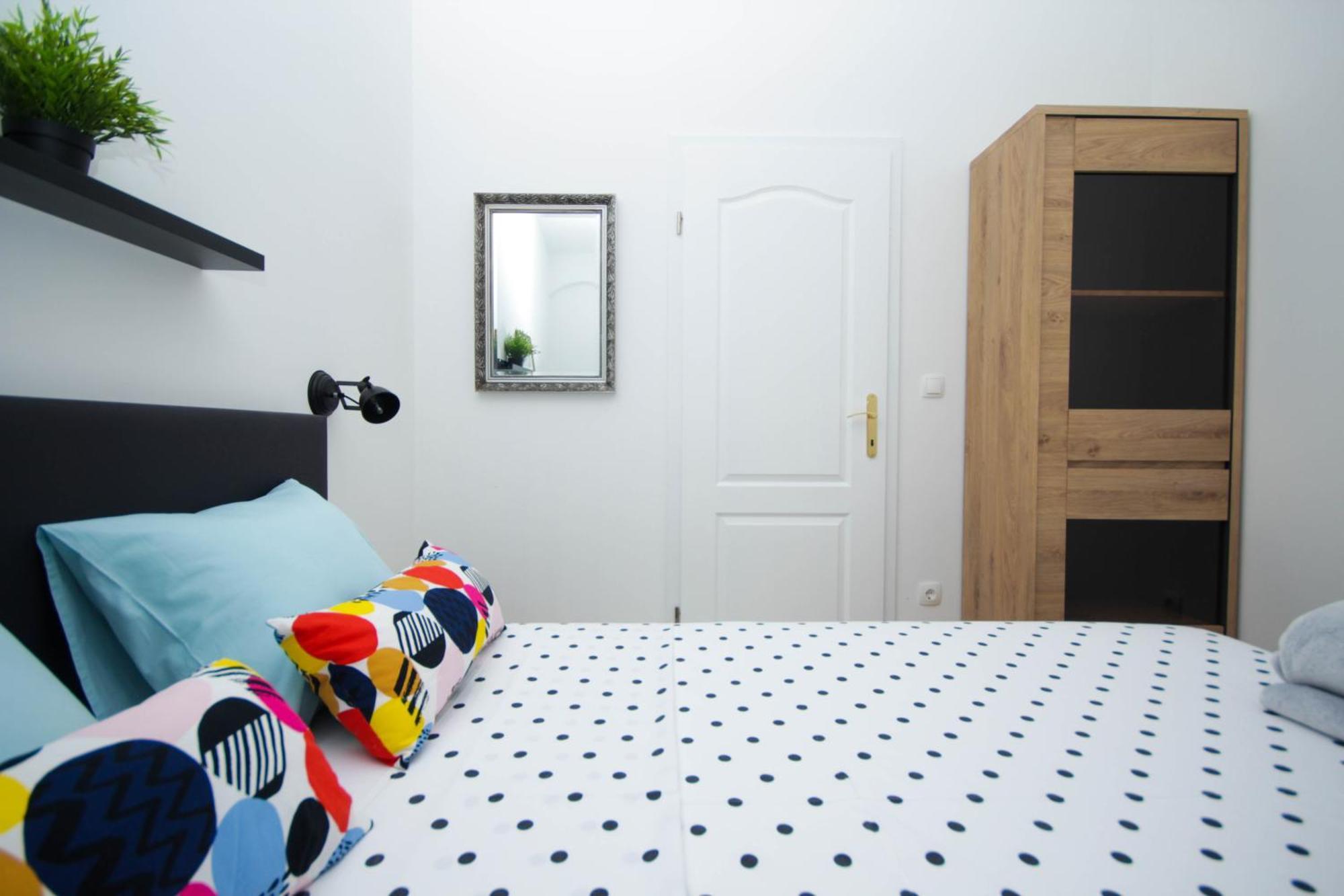 Lola'S Apartments Tribalj المظهر الخارجي الصورة