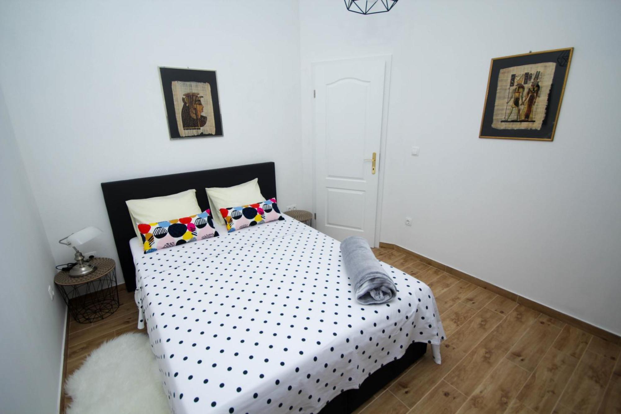 Lola'S Apartments Tribalj المظهر الخارجي الصورة