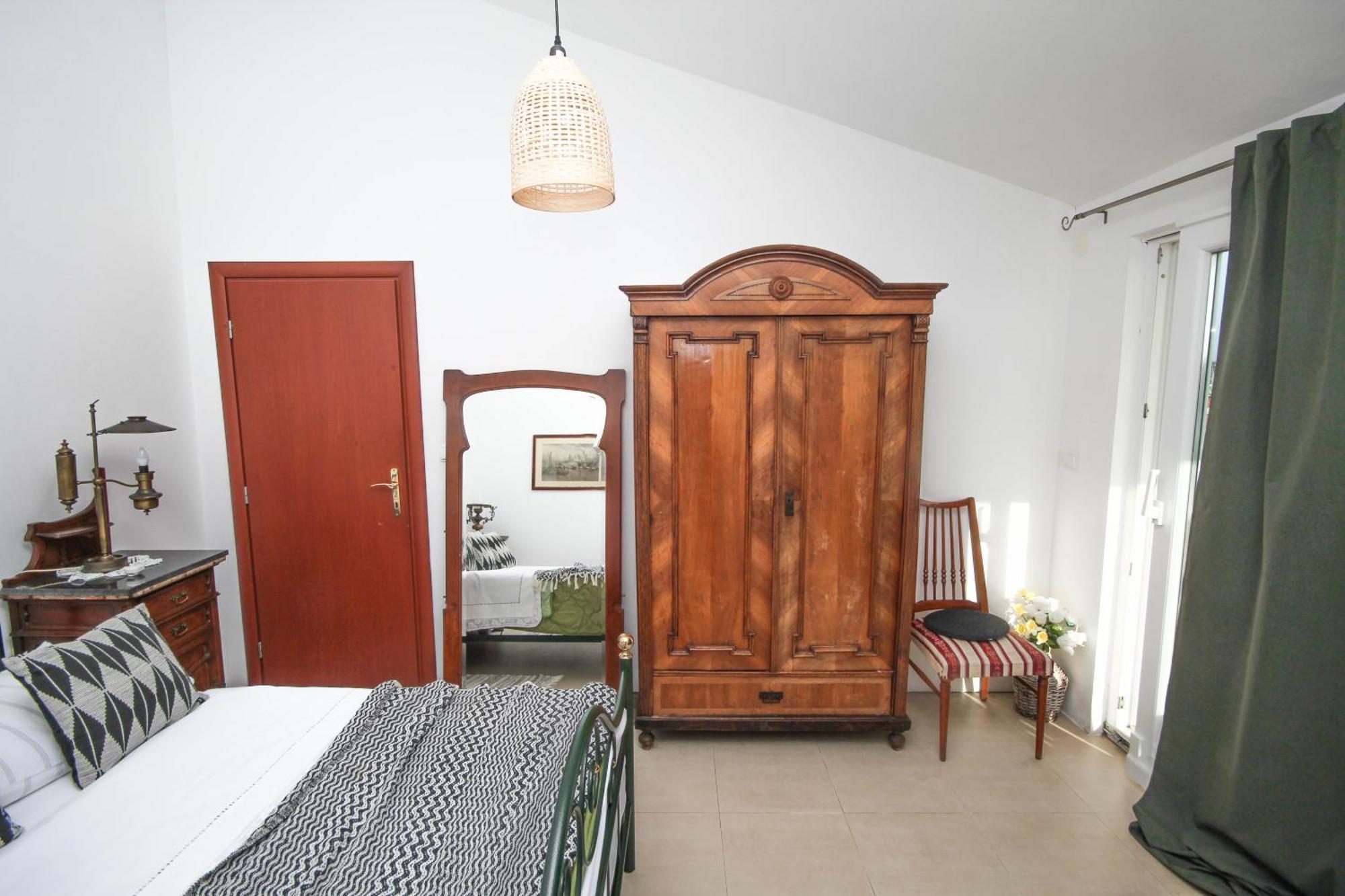 Lola'S Apartments Tribalj الغرفة الصورة